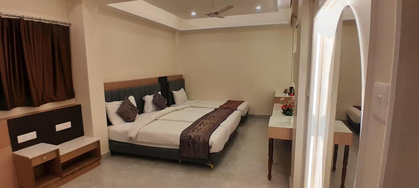 Hotel Banaras Haveli Варанаси Экстерьер фото