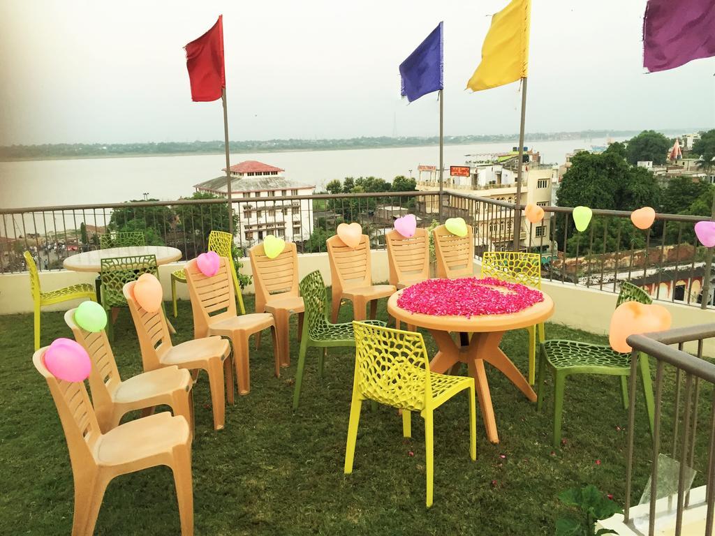 Hotel Banaras Haveli Варанаси Экстерьер фото