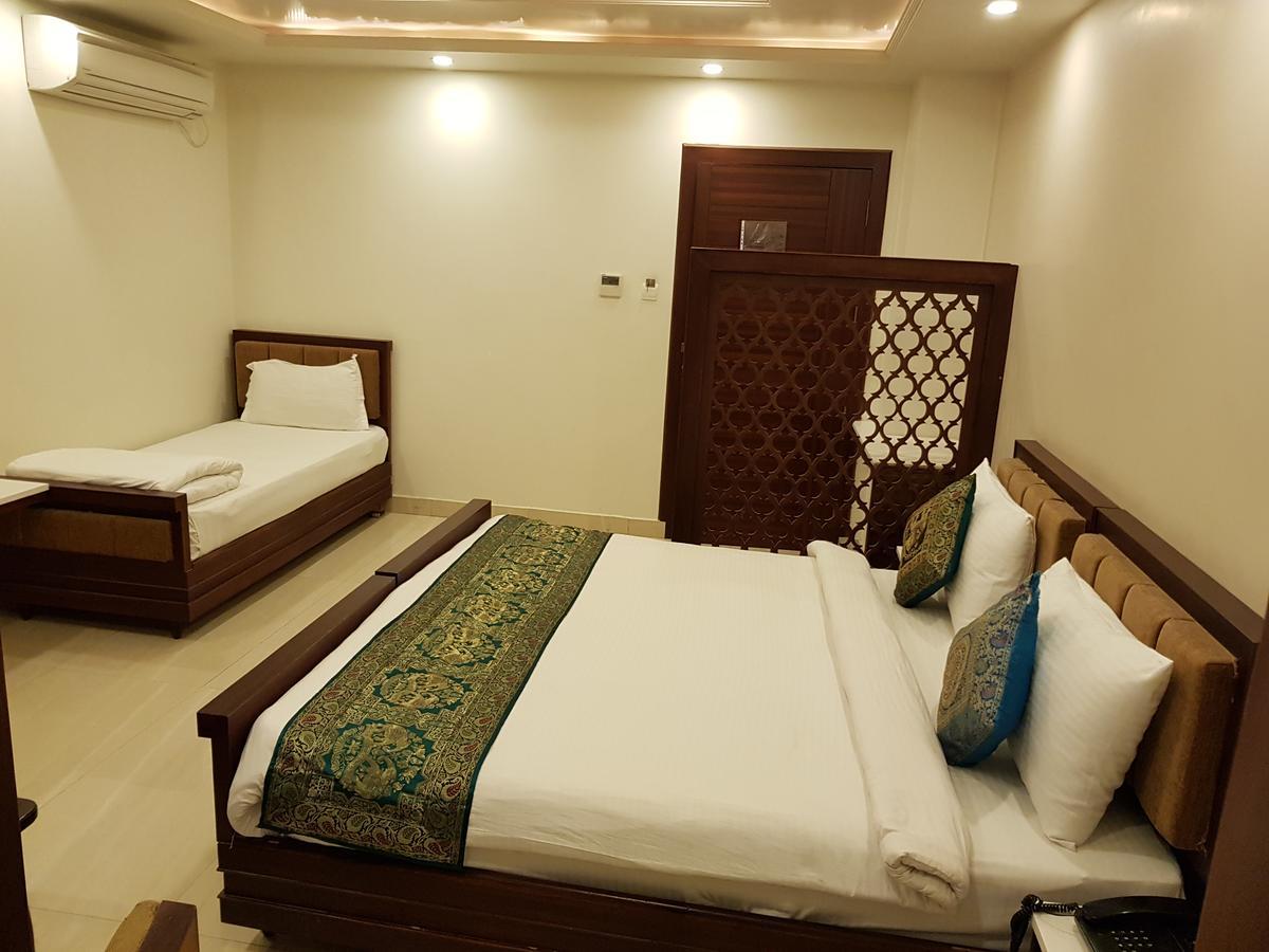Hotel Banaras Haveli Варанаси Экстерьер фото