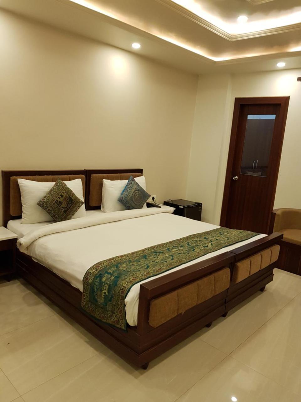 Hotel Banaras Haveli Варанаси Экстерьер фото